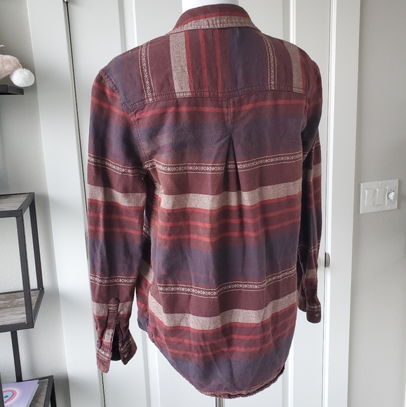 Urban Outfitters | Striped Flannel - Picture 4 of 5